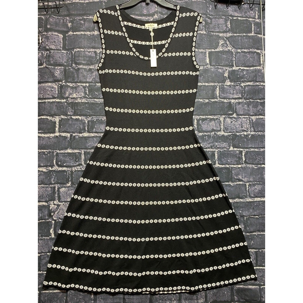 Max Studio Fit Flare Dress Womens Medium Black Ivory Geometric Knit Sleeveless